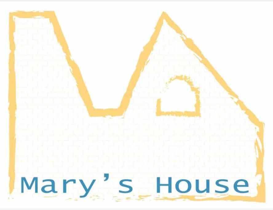 דירות לצ'ה Mary'S House מראה חיצוני תמונה